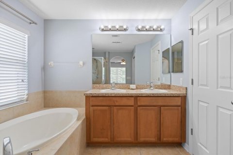 House in Palmetto, Florida 3 bedrooms, 134.62 sq.m. № 1901067 - photo 25