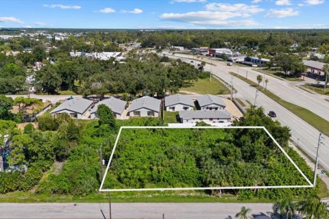 Land in Nokomis, Florida № 2104056