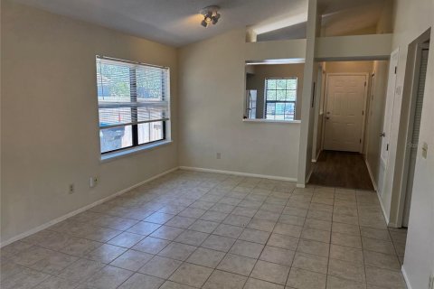 Duplex à vendre à Orlando, Floride: 2 chambres, 91.23 m2 № 2099207 - photo 7