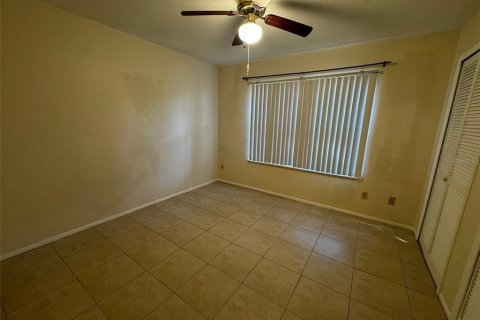 Duplex à vendre à Orlando, Floride: 2 chambres, 91.23 m2 № 2099207 - photo 13