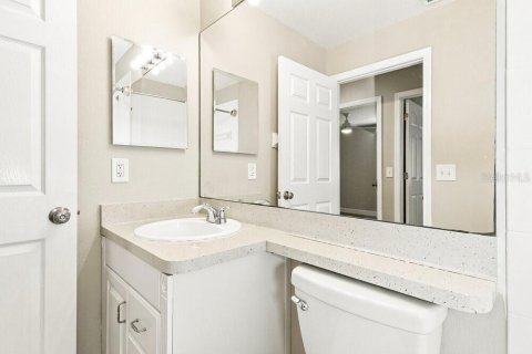 Villa ou maison à louer à New Port Richey, Floride: 3 chambres, 131.92 m2 № 2391120 - photo 13