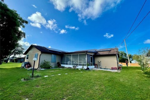 House in Deltona, Florida 3 bedrooms, 147.06 sq.m. № 1803217 - photo 17