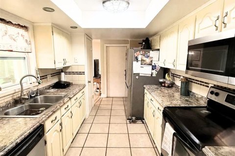 House in Deltona, Florida 3 bedrooms, 147.06 sq.m. № 1803217 - photo 7