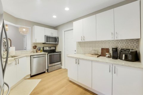 Copropriété à vendre à Boynton Beach, Floride: 2 chambres, 92.53 m2 № 2262534 - photo 13