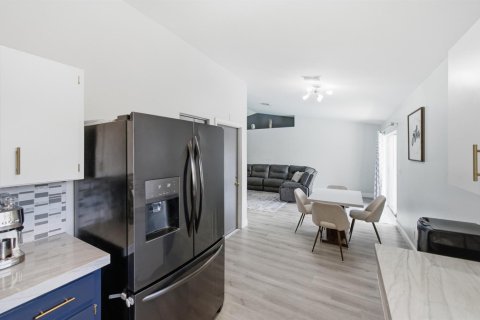 Casa en alquiler en Lake Worth, Florida, 3 dormitorios, 113.53 m2 № 2085698 - foto 15