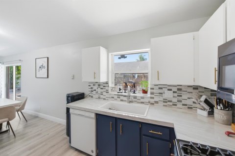 Casa en alquiler en Lake Worth, Florida, 3 dormitorios, 113.53 m2 № 2085698 - foto 14