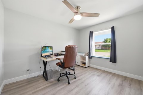 Casa en alquiler en Lake Worth, Florida, 3 dormitorios, 113.53 m2 № 2085698 - foto 20