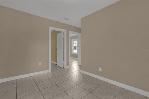 House in Orlando, Florida 3 bedrooms, 145.48 sq.m. № 2351500 - photo 28