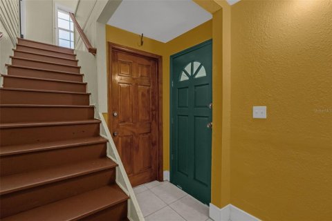 House in Orlando, Florida 3 bedrooms, 145.48 sq.m. № 2351500 - photo 5