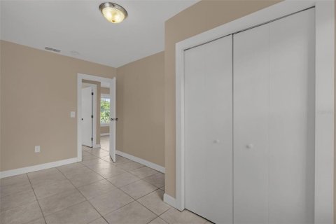 House in Orlando, Florida 3 bedrooms, 145.48 sq.m. № 2351500 - photo 24