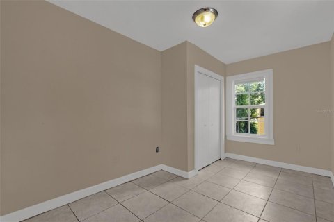 House in Orlando, Florida 3 bedrooms, 145.48 sq.m. № 2351500 - photo 23