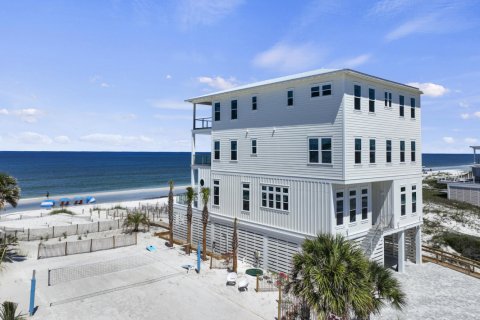 House in Port Saint Joe, Florida 9 bedrooms, 522.58 sq.m. № 590038 - photo 1