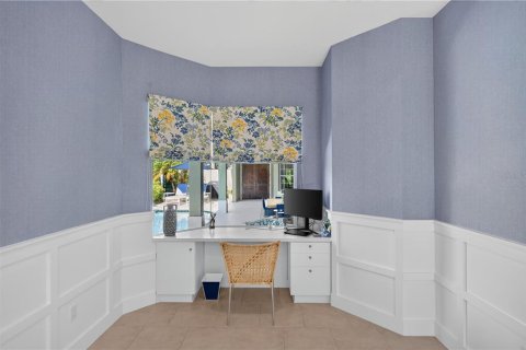 House in Vero Beach, Florida 3 bedrooms, 229.19 sq.m. № 2424327 - photo 17