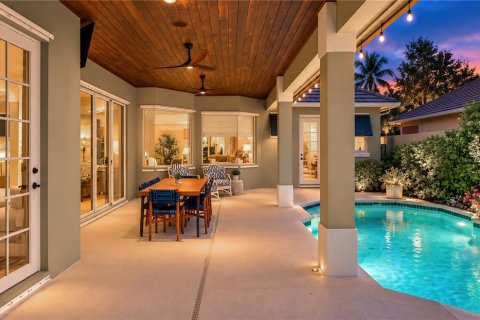 House in Vero Beach, Florida 3 bedrooms, 229.19 sq.m. № 2424327 - photo 4