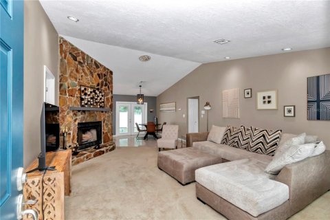 House in Ocala, Florida 4 bedrooms, 167.22 sq.m. № 1914842 - photo 8