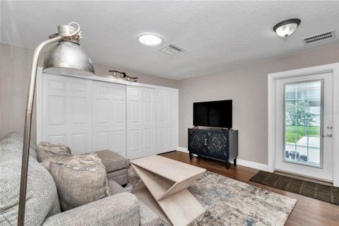 House in Ocala, Florida 4 bedrooms, 167.22 sq.m. № 1914842 - photo 20