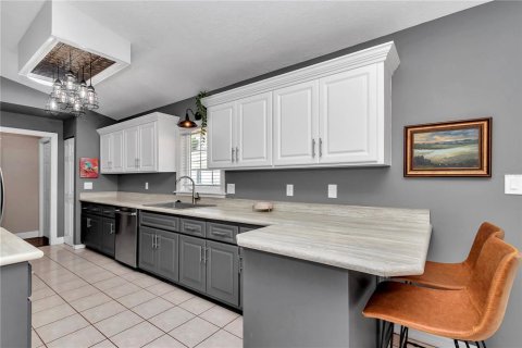 House in Ocala, Florida 4 bedrooms, 167.22 sq.m. № 1914842 - photo 15