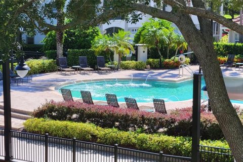 Condominio en alquiler en Orlando, Florida, 2 dormitorios, 93.74 m2 № 1919531 - foto 21