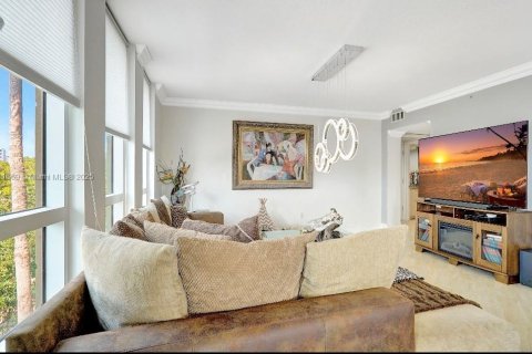 Купить кондоминиум в Форт-Лодердейл, Флорида 2 спальни, 120.59м2, № 2039977 - фото 5