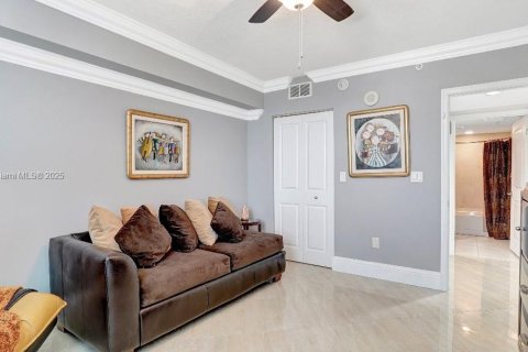 Купить кондоминиум в Форт-Лодердейл, Флорида 2 спальни, 120.59м2, № 2039977 - фото 25