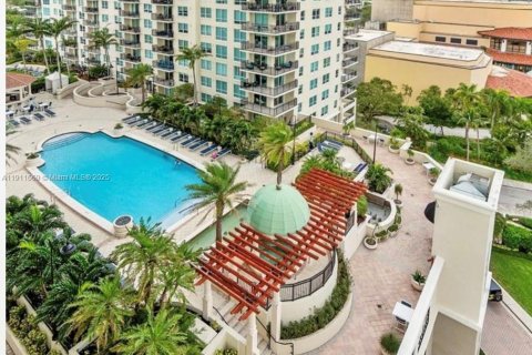 Купить кондоминиум в Форт-Лодердейл, Флорида 2 спальни, 120.59м2, № 2039977 - фото 2