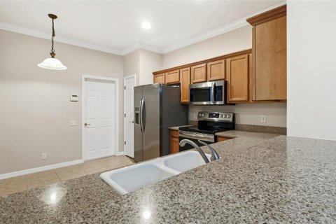 Touwnhouse à louer à Saint Petersburg, Floride: 2 chambres, 140 m2 № 2406396 - photo 7