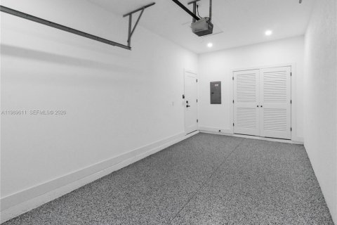 Propiedad comercial en venta en Lehigh Acres, Florida, 225.94 m2 № 2051805 - foto 14