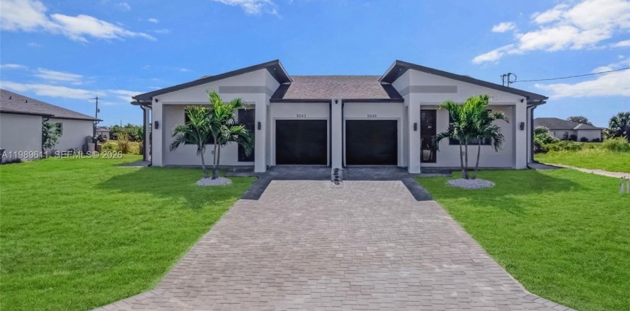 Propiedad comercial en Lehigh Acres, Florida 225.94 m2 № 2051805