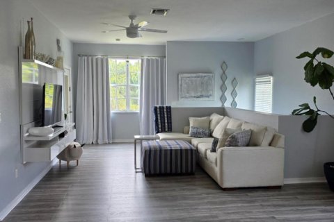 Condo in Stuart, Florida, 3 bedrooms  № 2182856 - photo 23