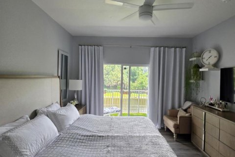 Condo in Stuart, Florida, 3 bedrooms  № 2182856 - photo 9
