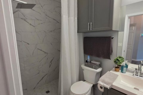 Condo in Stuart, Florida, 3 bedrooms  № 2182856 - photo 19