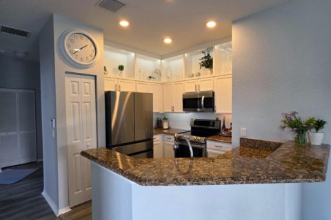 Condo in Stuart, Florida, 3 bedrooms  № 2182856 - photo 5