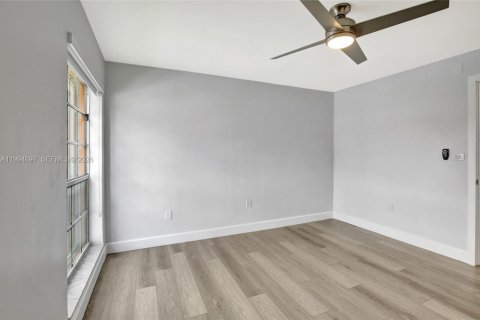Copropriété à louer à Miami Lakes, Floride: 1 chambre, 50.54 m2 № 2056333 - photo 16