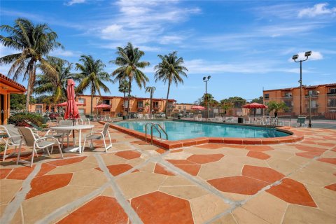 Copropriété à louer à Miami Lakes, Floride: 1 chambre, 50.54 m2 № 2056333 - photo 24