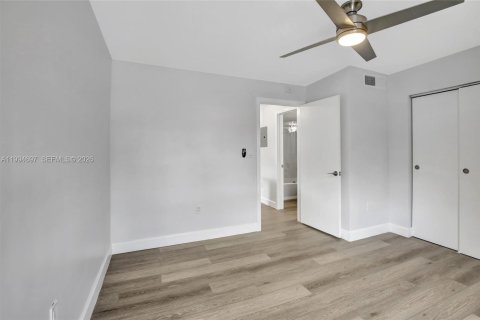 Copropriété à louer à Miami Lakes, Floride: 1 chambre, 50.54 m2 № 2056333 - photo 15
