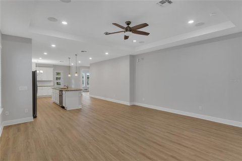 Villa ou maison à louer à Orlando, Floride: 3 chambres, 182.27 m2 № 2115283 - photo 14