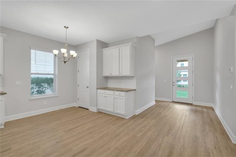 Villa ou maison à louer à Orlando, Floride: 3 chambres, 182.27 m2 № 2115283 - photo 6