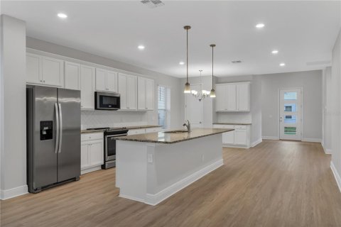 Villa ou maison à louer à Orlando, Floride: 3 chambres, 182.27 m2 № 2115283 - photo 8