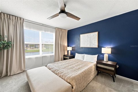 Touwnhouse à vendre à Lakewood Ranch, Floride: 3 chambres, 149.94 m2 № 2299544 - photo 16