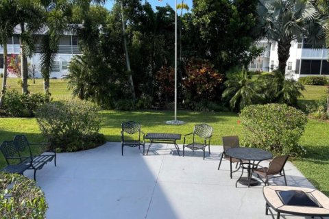 Condominio en alquiler en West Palm Beach, Florida, 2 dormitorios, 74.14 m2 № 1077413 - foto 1