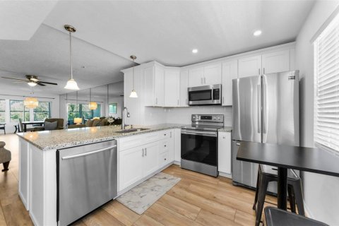 Condo in Dunedin, Florida, 2 bedrooms  № 1775102 - photo 5