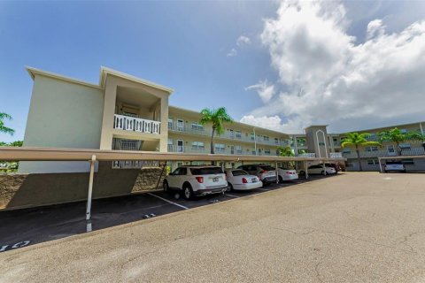 Condo in Dunedin, Florida, 2 bedrooms  № 1775102 - photo 14