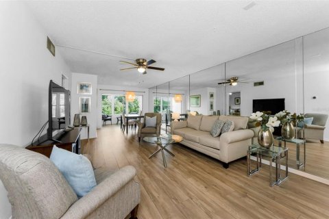 Condo in Dunedin, Florida, 2 bedrooms  № 1775102 - photo 22
