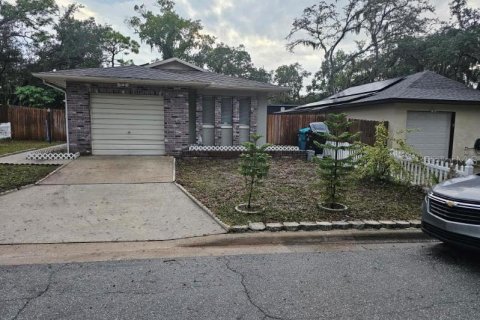 Casa en venta en Orlando, Florida, 2 dormitorios, 88.16 m2 № 1903691 - foto 1