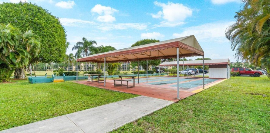 Condominio en Lake Worth, Florida, 1 dormitorio  № 936714