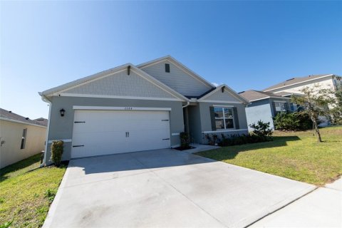House in Davenport, Florida 4 bedrooms, 173.45 sq.m. № 2099348