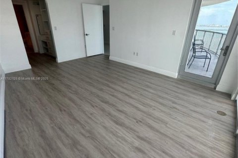 Copropriété à louer à Miami, Floride: 2 chambres, 97.36 m2 № 1633943 - photo 8