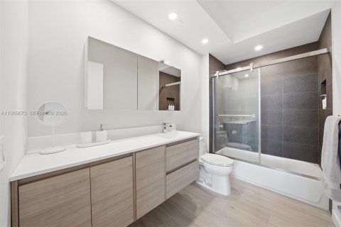 Condo in Aventura, Florida, 3 bedrooms № 2052019 - photo 22