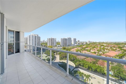 Condo in Aventura, Florida, 3 bedrooms № 2052019 - photo 8