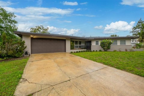 Casa en Titusville, Florida 3 dormitorios, 156.08 m2 № 2210644
